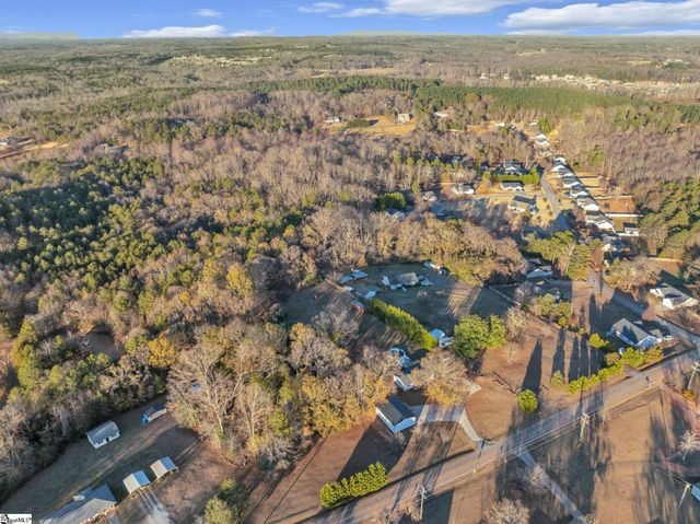 4105 Six & Twenty Road, Williamston, SC 29697
