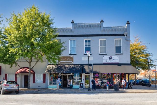 1297 PJ East Road, Covington, GA 30014