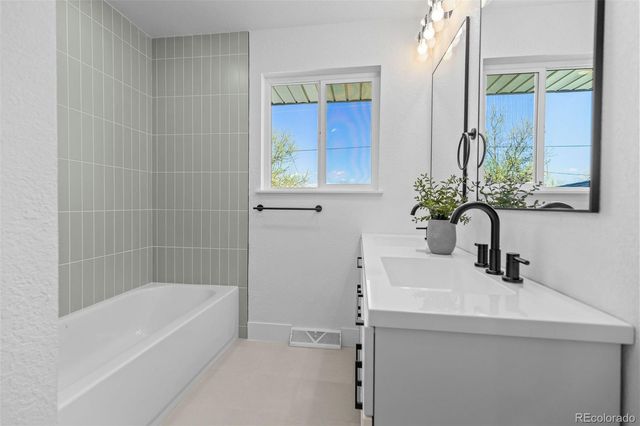 1429 W 102nd Avenue, Northglenn, CO 80260