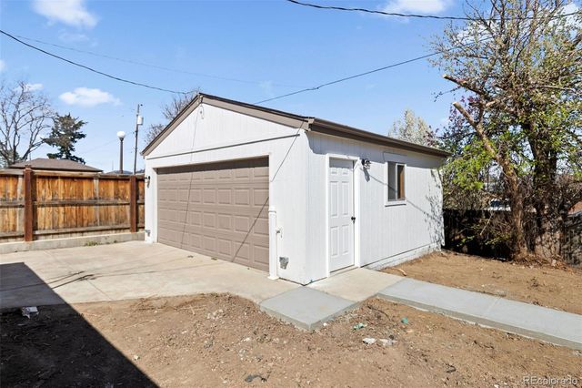 1429 W 102nd Avenue, Northglenn, CO 80260