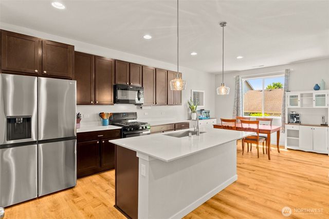 9007 Viola Street SE, Olympia, WA 98501
