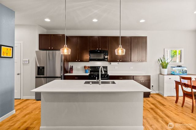 9007 Viola Street SE, Olympia, WA 98501