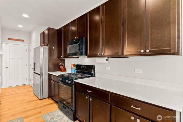 9007 Viola Street SE, Olympia, WA 98501