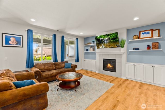 9007 Viola Street SE, Olympia, WA 98501