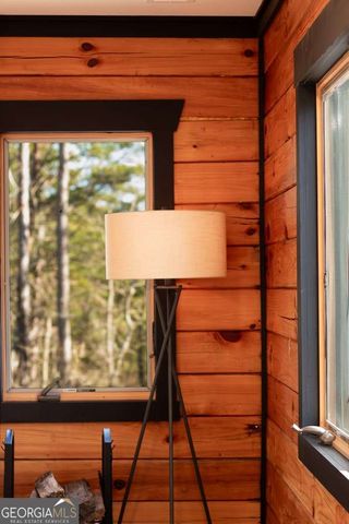 566 Canoe Point, Ellijay, GA 30540