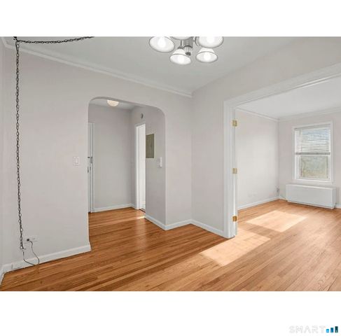 122 Woodside Green 1A, Stamford, CT 06901