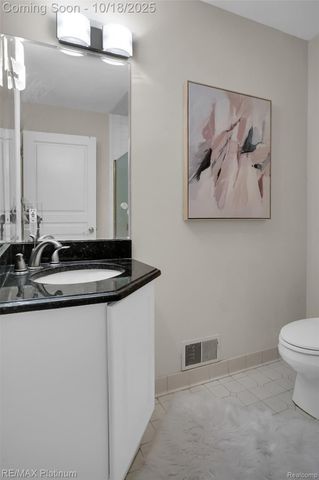 5479 River Ridge Drive, Brighton, MI 48116