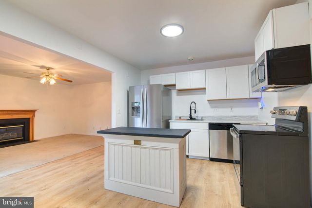 207 MEADOW AVE, Colonial Beach, VA 22443