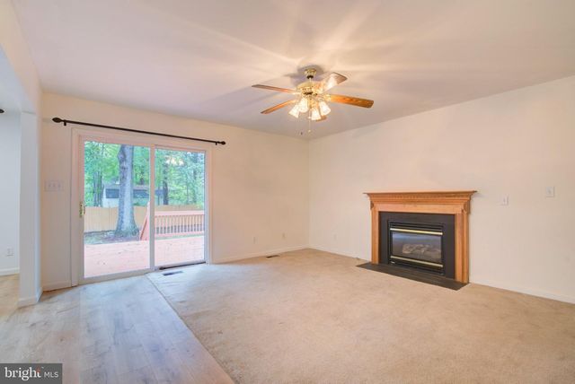 207 MEADOW AVE, Colonial Beach, VA 22443