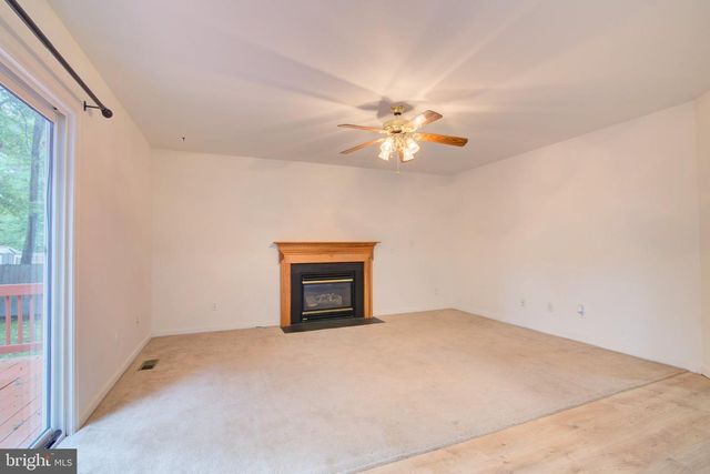 207 MEADOW AVE, Colonial Beach, VA 22443