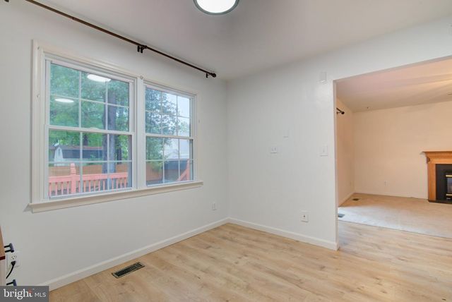 207 MEADOW AVE, Colonial Beach, VA 22443