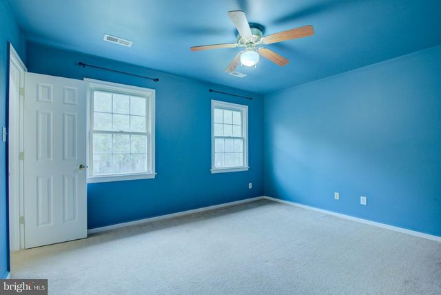 207 MEADOW AVE, Colonial Beach, VA 22443