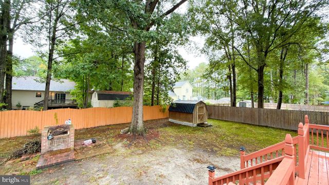 207 MEADOW AVE, Colonial Beach, VA 22443
