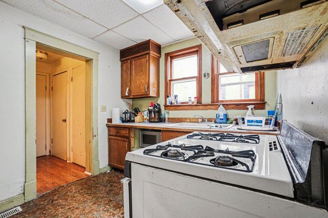 805 W Vine Street, Kalamazoo City, MI 49008