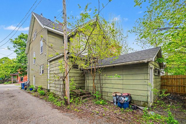 805 W Vine Street, Kalamazoo City, MI 49008