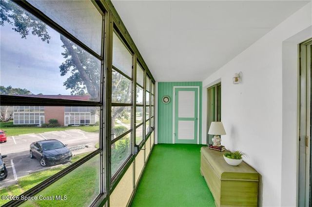 6 Vista Palm Lane 202, Vero Beach, FL 32962