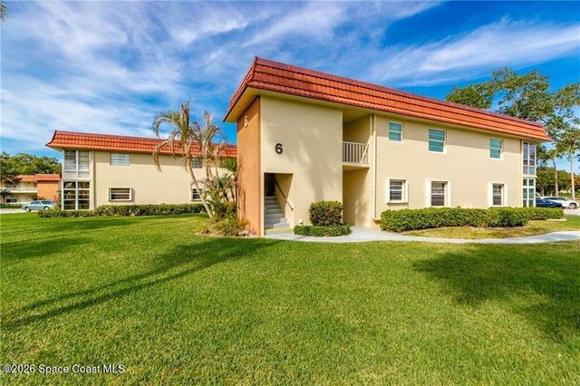 6 Vista Palm Lane 202, Vero Beach, FL 32962