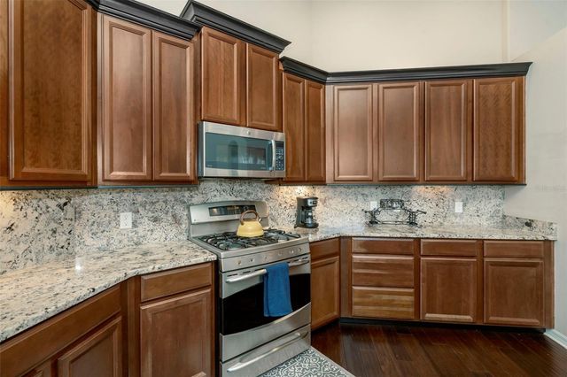 2307 SILVER TRUMPET COURT, Valrico, FL 33594
