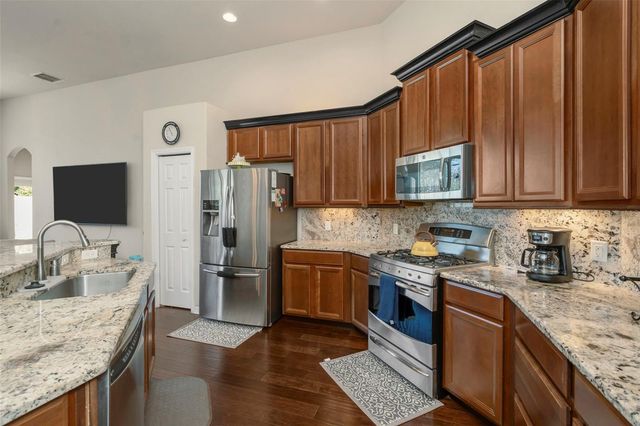 2307 SILVER TRUMPET COURT, Valrico, FL 33594
