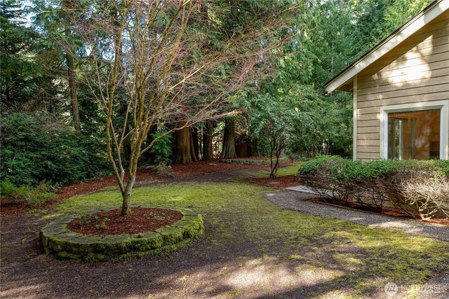 425 Baycliff Drive, Port Townsend, WA 98368