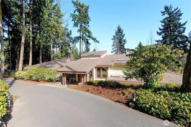 425 Baycliff Drive, Port Townsend, WA 98368