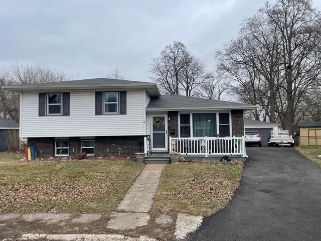 811 Henry Court, Hobart, IN 46342