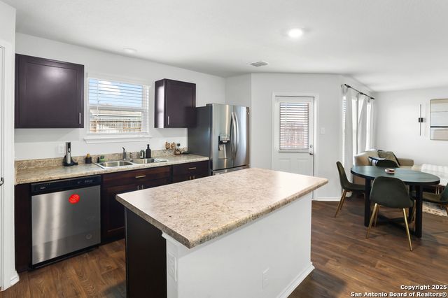 10011 Crabapple Pass, San Antonio, TX 78254
