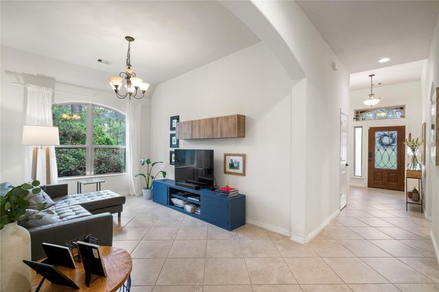 99 W Jagged Ridge Circle, Spring, TX 77389