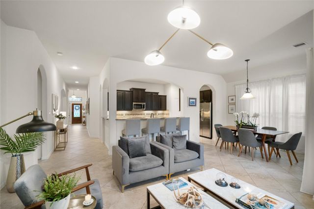 99 W Jagged Ridge Circle, Spring, TX 77389