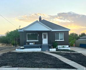 422 S MAIN ST, Tooele, UT 84074