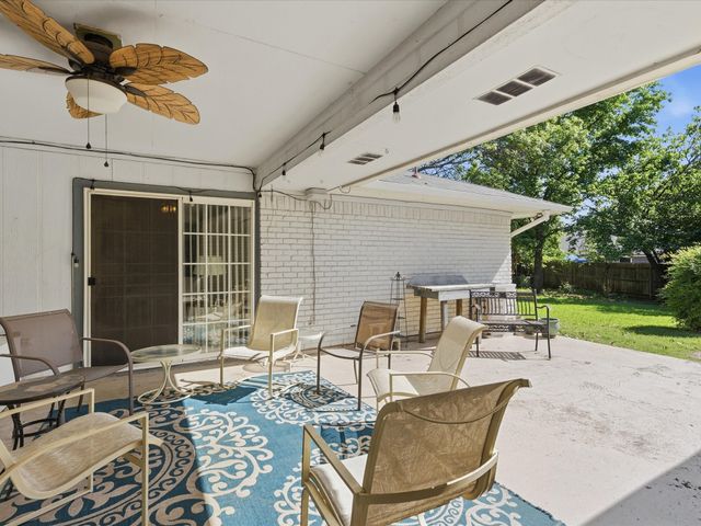 1104 Sunset Drive, Trophy Club, TX 76262