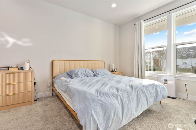 1713 Aaron Drive, Lynden, WA 98264