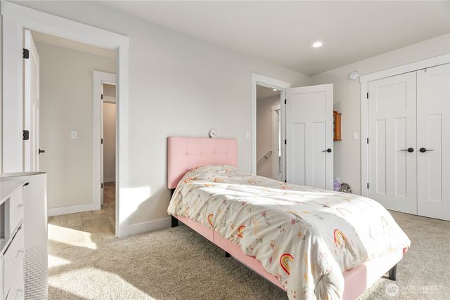 1713 Aaron Drive, Lynden, WA 98264