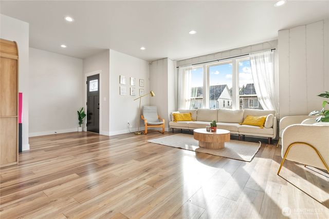 1713 Aaron Drive, Lynden, WA 98264