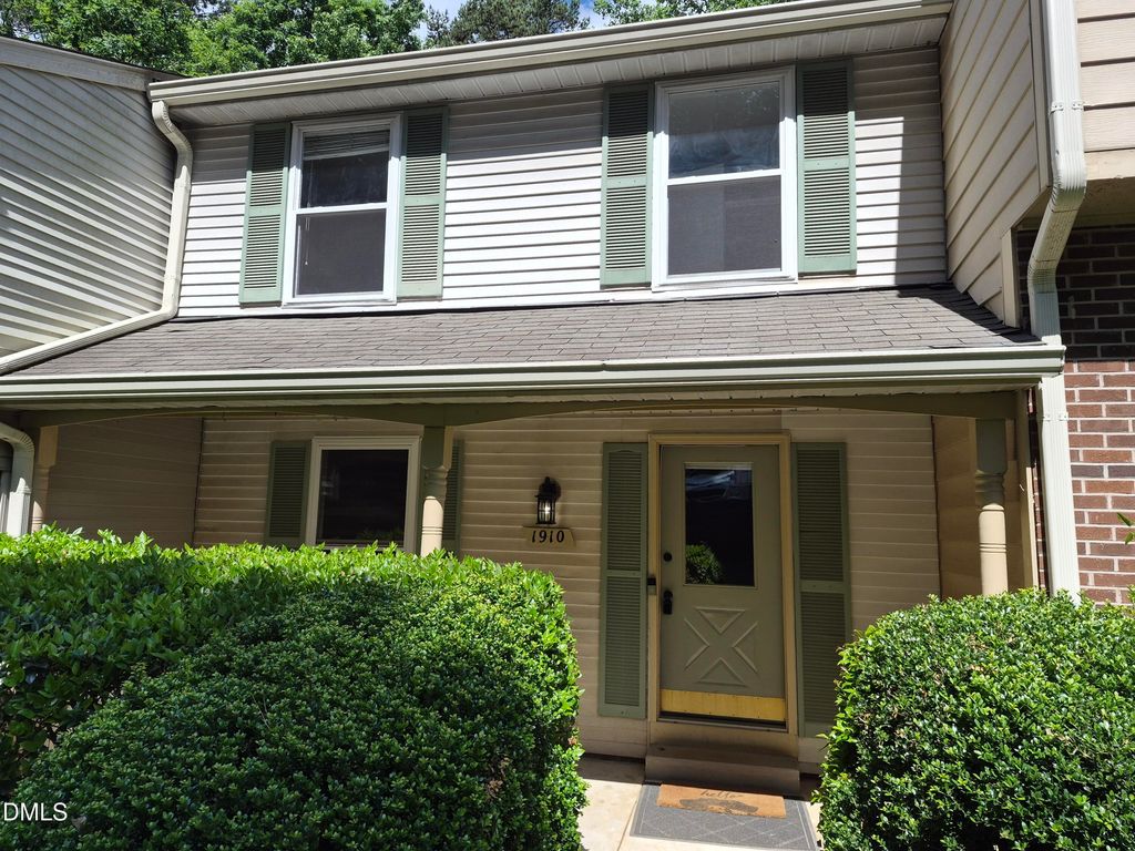 1910 Fox Sterling Drive, Raleigh, NC 27606