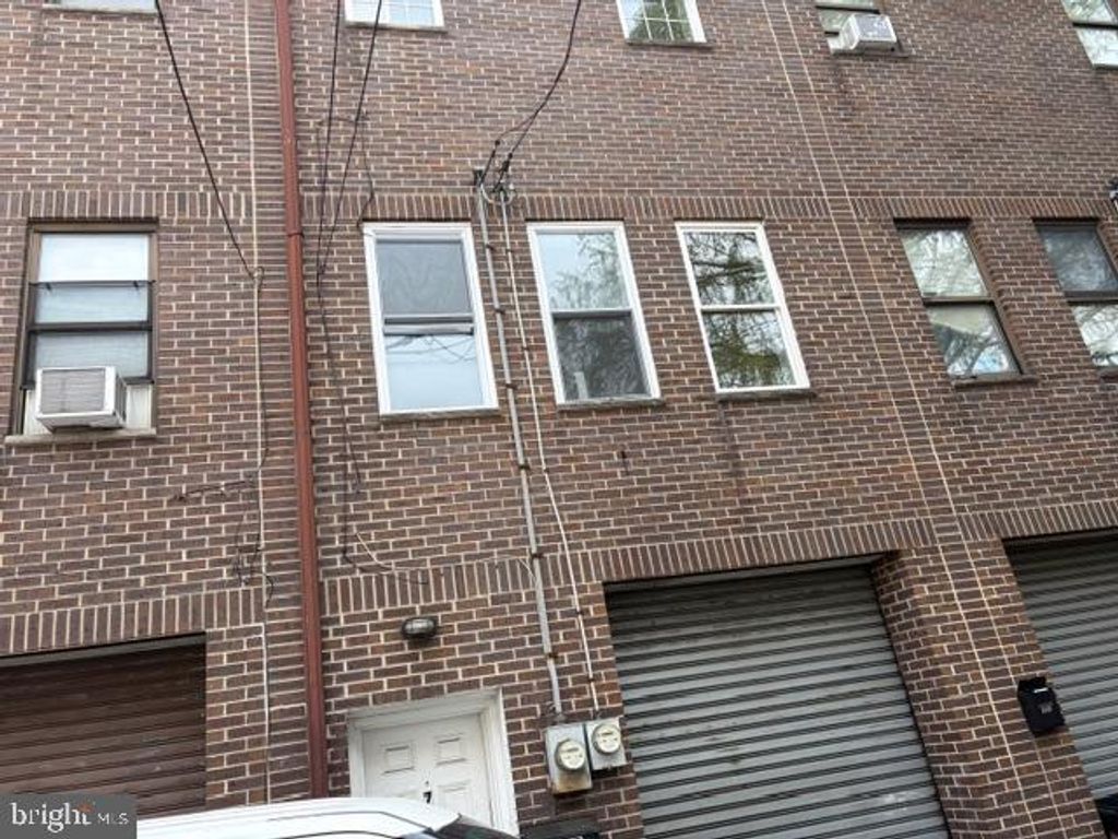 755 S JESSUP ST, Philadelphia, PA 19147