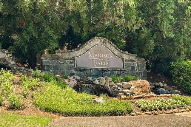 141 Bevington Lane, Woodstock, GA 30188