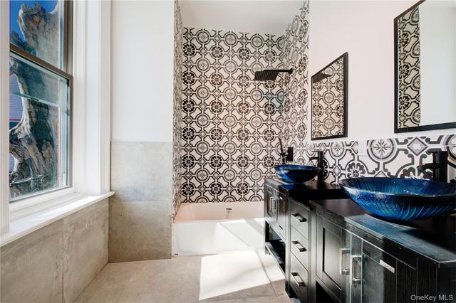 330 E 198th Street, Bronx, NY 10458