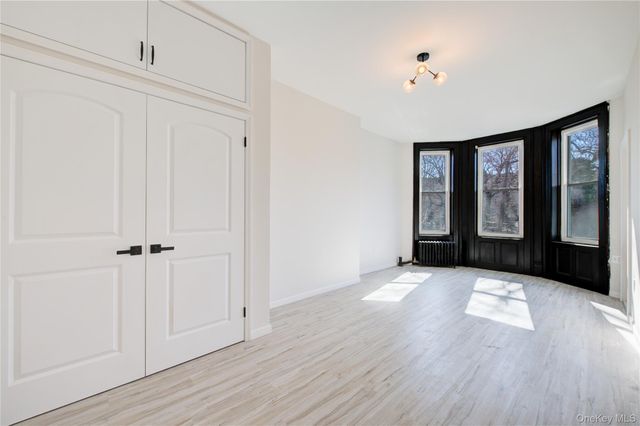 330 E 198th Street, Bronx, NY 10458