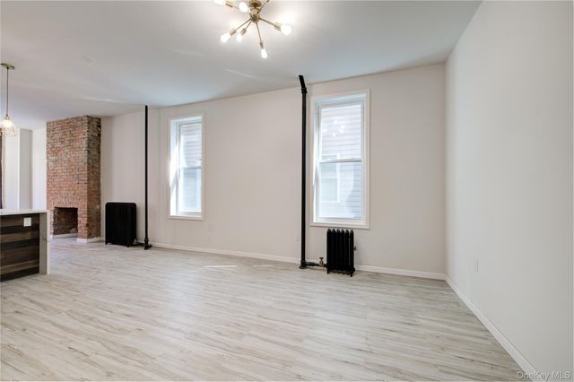 330 E 198th Street, Bronx, NY 10458