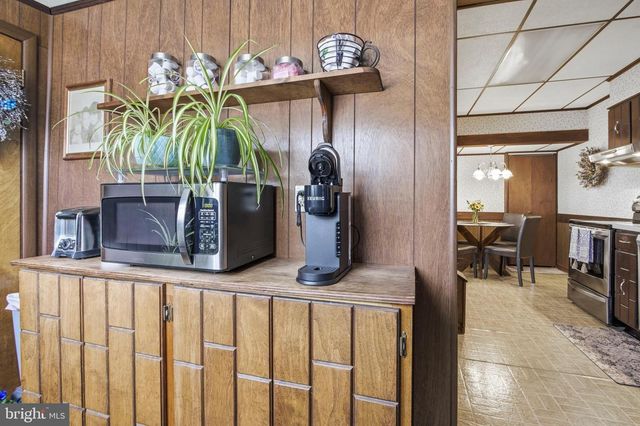 90 RIDLEY AVE, Sharon Hill, PA 19079