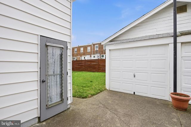 90 RIDLEY AVE, Sharon Hill, PA 19079