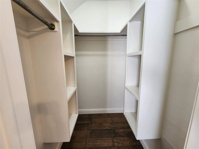 2202 SW 53rd St, Lawton, OK 73505