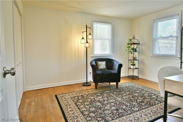 306 Glendola Avenue NW, Warren, OH 44483