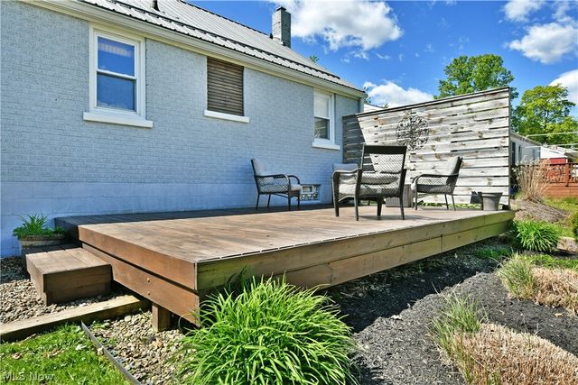 306 Glendola Avenue NW, Warren, OH 44483