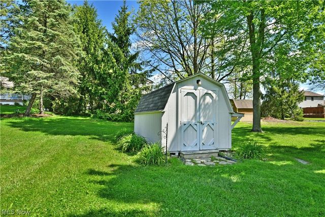 306 Glendola Avenue NW, Warren, OH 44483
