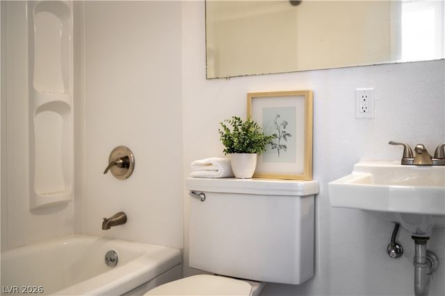 6208 Cromwell Avenue, Las Vegas, NV 89107