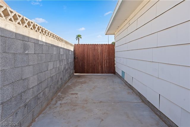 6208 Cromwell Avenue, Las Vegas, NV 89107