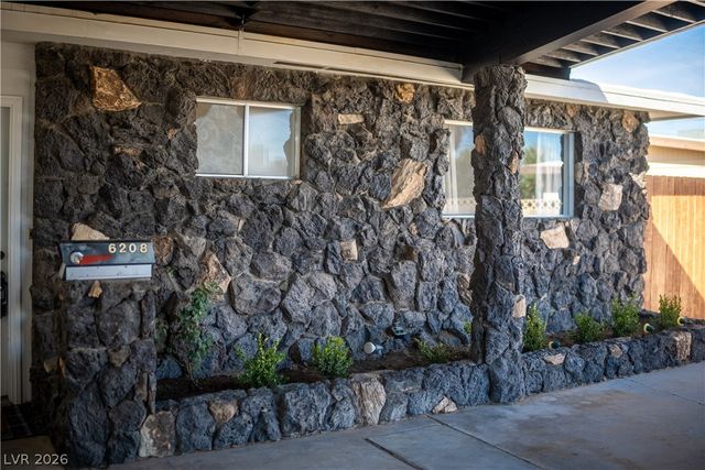 6208 Cromwell Avenue, Las Vegas, NV 89107