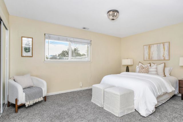 871 Cross St, Pittsburg, CA 94565